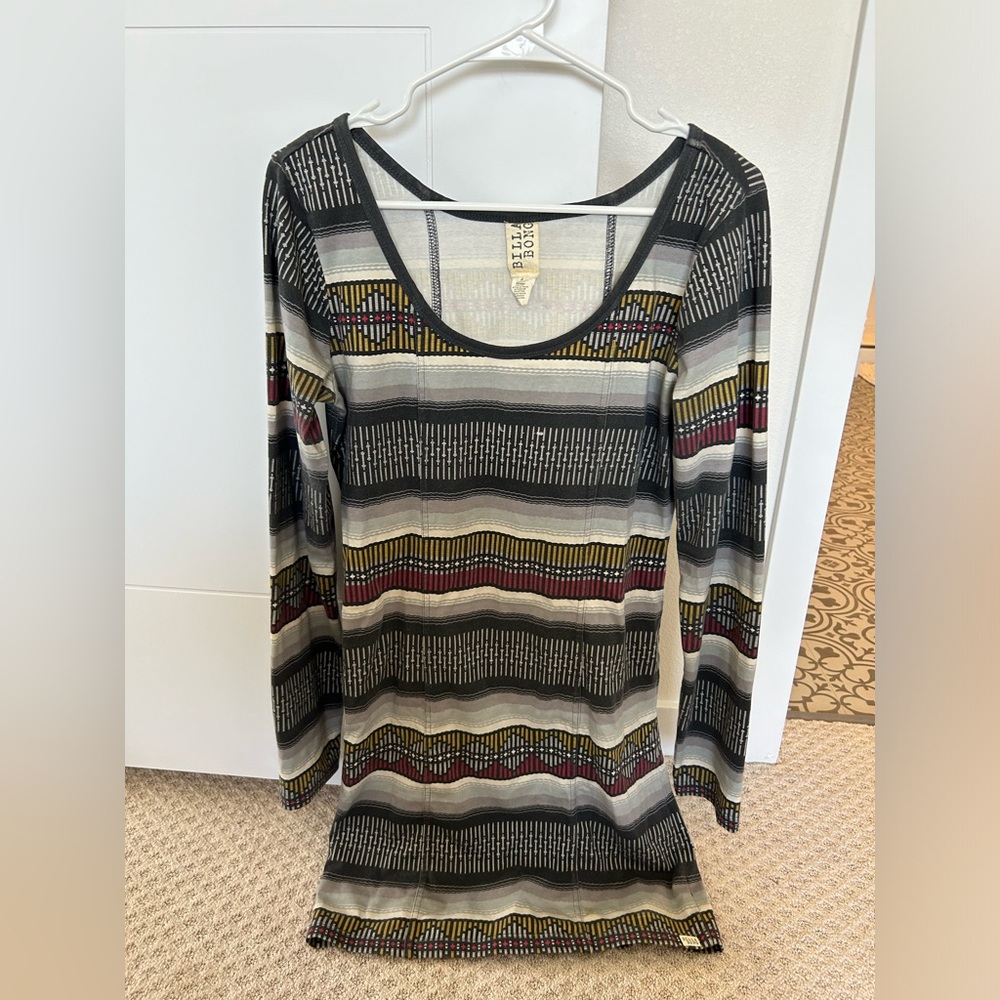 Billabong tee shirt dress!